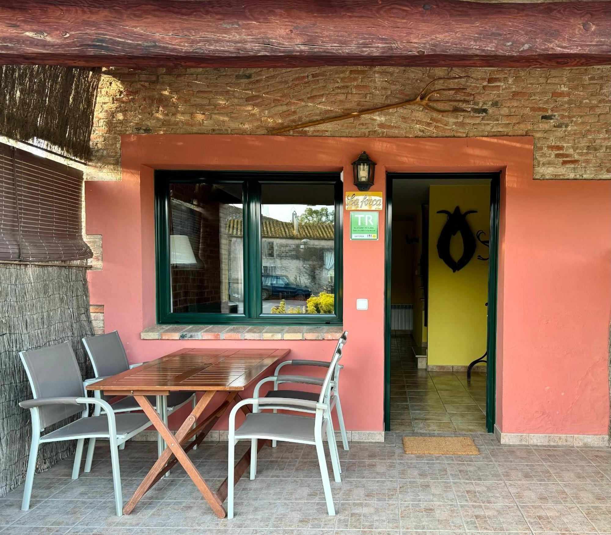 Pujol - Casitas De En El Baix Emporda *