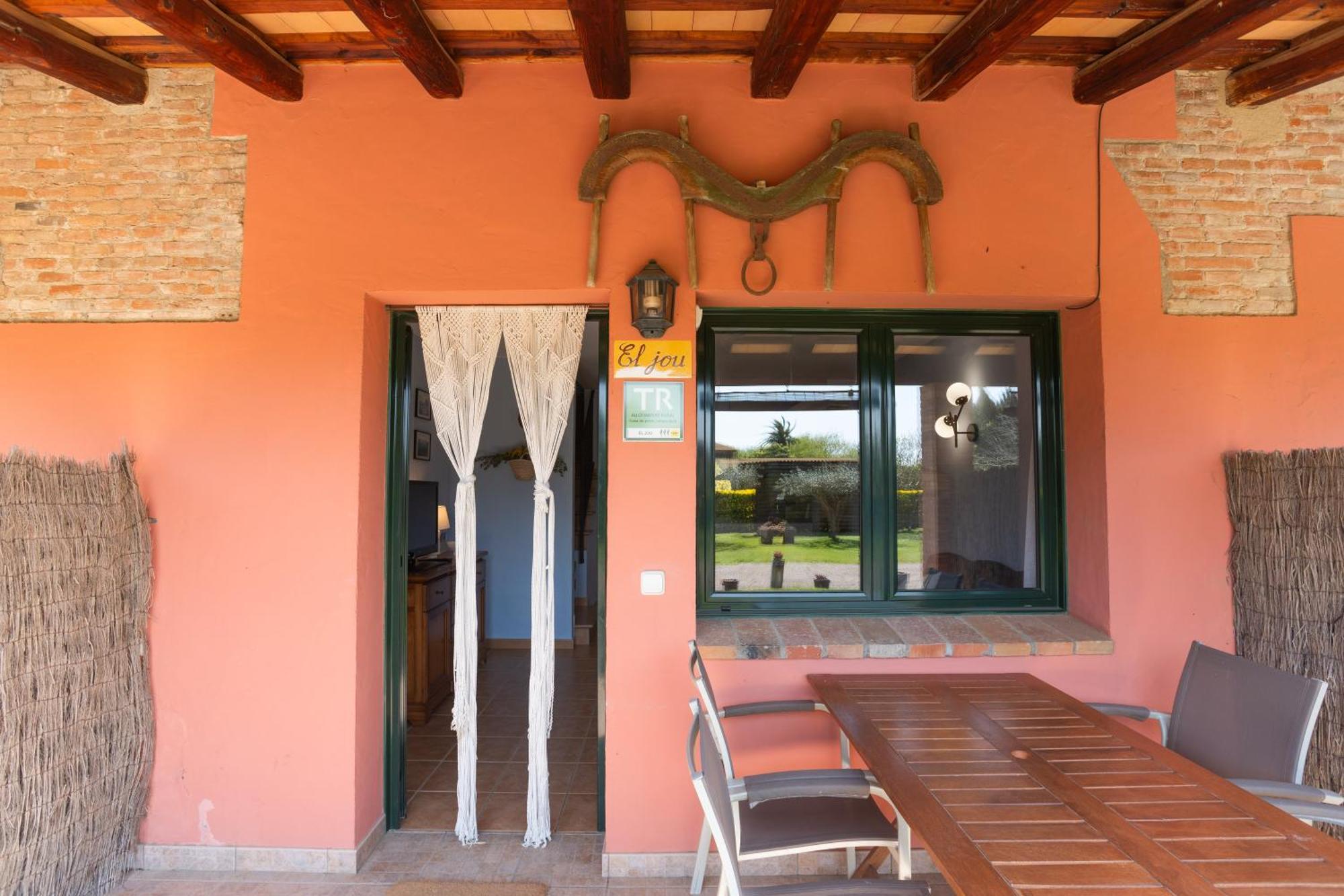 Pujol - Casitas De En El Baix Emporda *